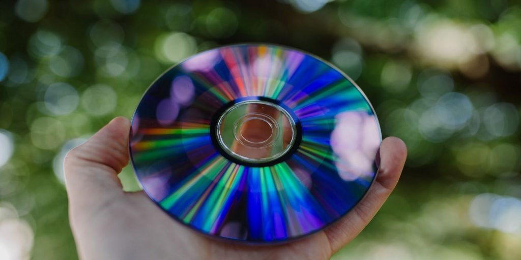 make CD, Experts Say Why You Should Still Make CDs Today