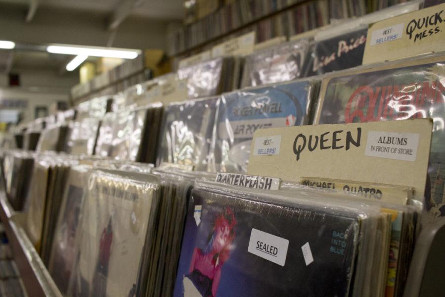 vinyl record sales, NEWS: 94% growth for vinyl record sales in 2021!