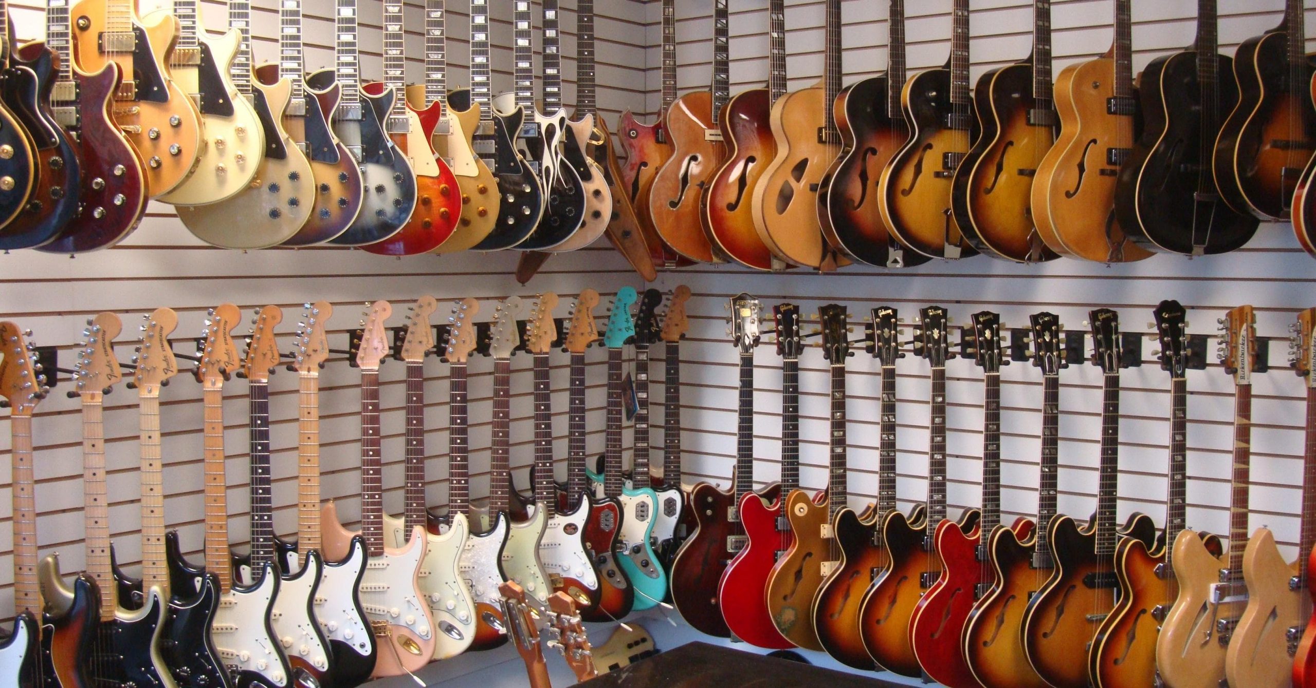 10 Best Music Stores In The USA ranked Based On Popularity Among 