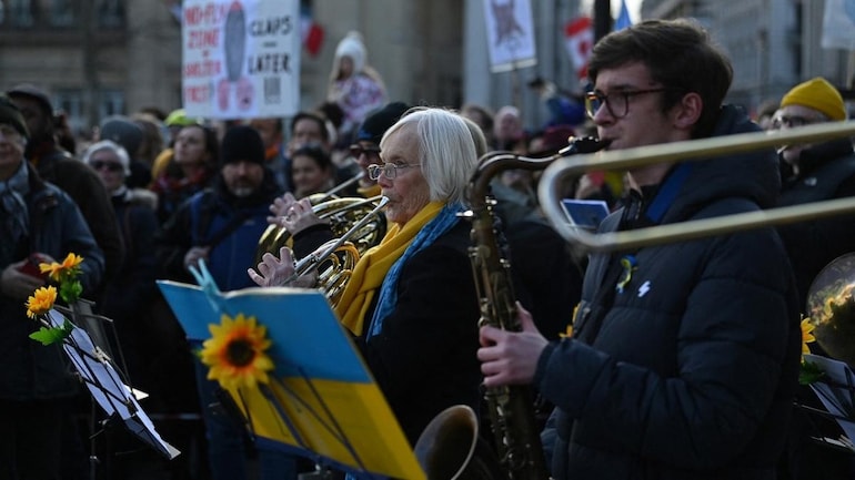 Musicians Who are Showing Solidarity With Ukraine, Musicians Showing Solidarity and Support for Ukraine