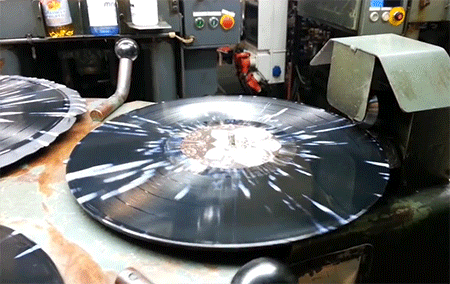 How splatter vinyl records are made, How splatter vinyl records are made